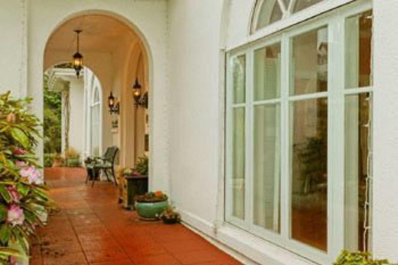 The Villa Bed & Breakfast (Adults Only) Tacoma Exterior foto